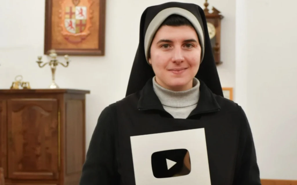 La religiosa española Sor Marta, OSB tiene centenares de miles de seguidores en redes sociales.?w=200&h=150