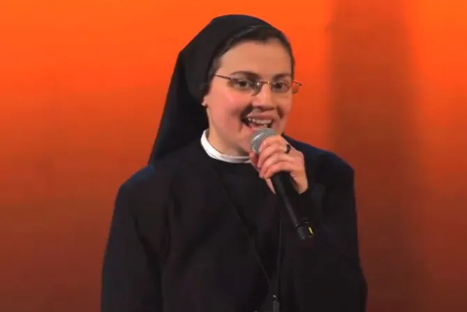 [VIDEO] Sor Cristina, religiosa de 25 años, quiere evangelizar con su talento en The Voice Italia