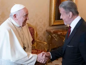 El Papa recibe al actor de Hollywood Sylvester Stallone, convertido al catolicismo
