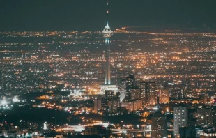 Teherán, Irán. Crédito: Sajjad Ahmadi/Unsplash.