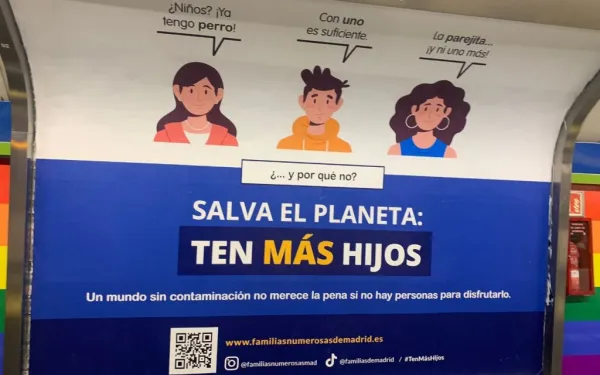 Campaña de las familias numerosas en el Metro de Madrid. Crédito: Asociación de Familias Numerosas de Madrid.