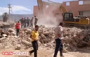 Escena de los daños causados por el terremoto en Marruecos Crédito: EWTN Noticias (captura de video)