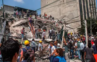 Edificio destruido en Ciudad de México tras sismo del 19 de septiembre. Crédito: Cáritas Mexicana