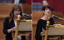 La italiana Lucía Di Mauro (izquierda) y la estadounidense Diane Foley (derecha), compartieron cómo el sufrimiento por el asesinato de sus seres queridos se transformó en caminos de perdón, reconciliación y esperanza.