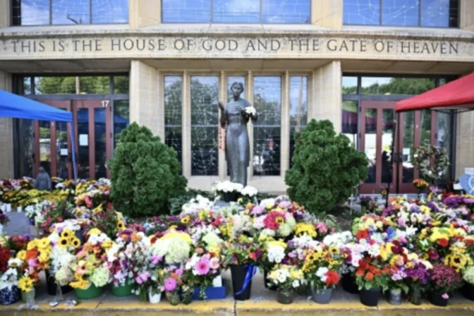 Iglesia Católica de la Anunciación en Minneapolis