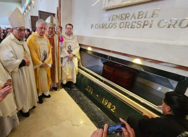 Traslado de los restos del Venerable Carlos Crespi al Santuario María Auxiliadora de Cuenca (Ecuador). Crédito: ANS