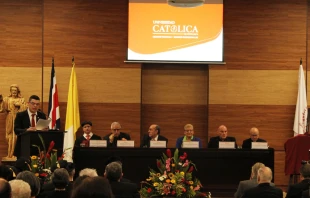 Lectura de los decretos del reconocimiento del Vaticano a la UCAT Crédito: UCAT