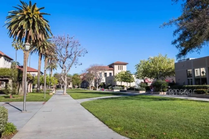 Universidad de Santa Clara