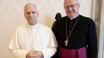 Mons. Urbanc con el Papa León XIV