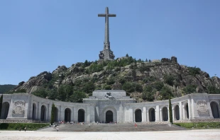 Panorámica de la entrada a la Basílica del Valle de los Caídos. Crédito: Pixabay 