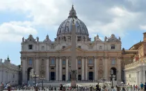Autoridades del Vaticano reciben a obispos de Alemania y dialogan sobre el polémico Camino Sinodal alemán.