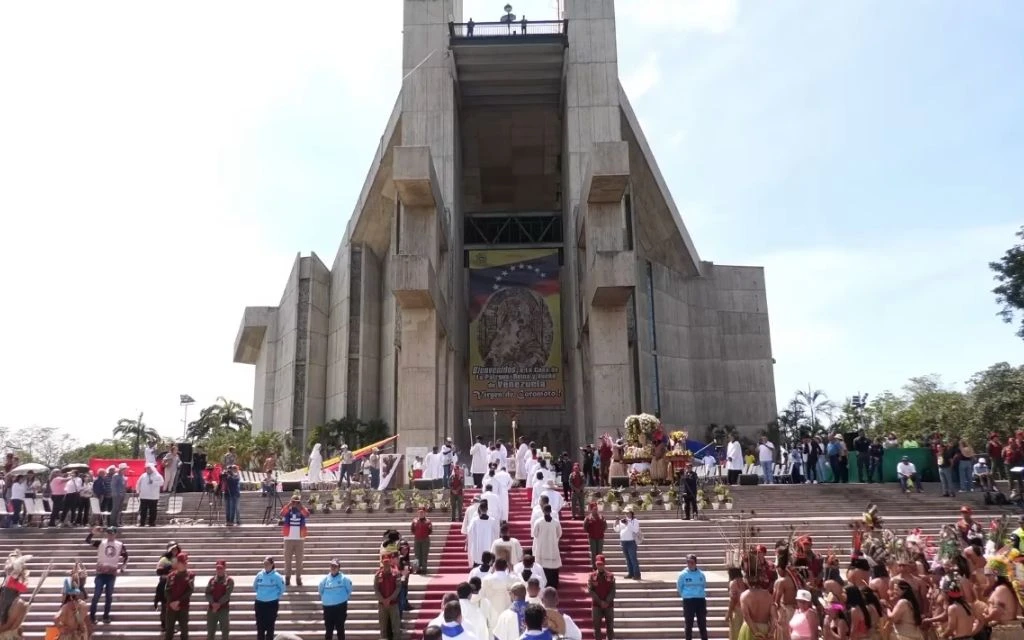 Basílica Menor Santuario Nacional de Nuestra Señora de Coromoto, en la ciudad de Guanare.?w=200&h=150
