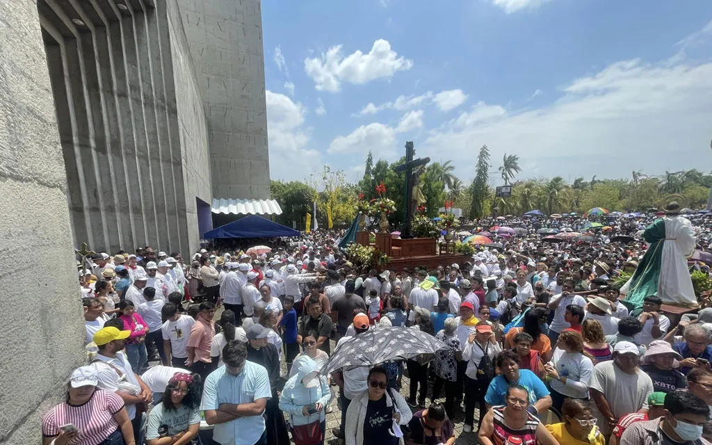 Vía Crucis de Viernes Santo en la Semana Santa 2024 en el atrio de la Catedral de Managua (Nicaragua).?w=200&h=150