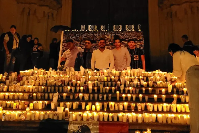 Vigilia de oración por desaparecidos en Jalisco