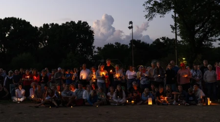 Vigilia - tiroteo en escuela católica Anunciación