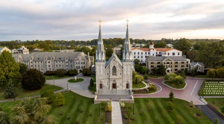 El centro se inspira en el legado de la primera santa estadounidense