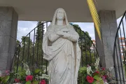 Virgen Blanca de Moncloa restaurada.