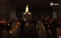 Procesión de las velas en el Santuario de Fátima en Portugal.
