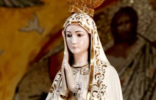 Virgen de Fátima Crédito: Marcus Dall Col en Unsplash