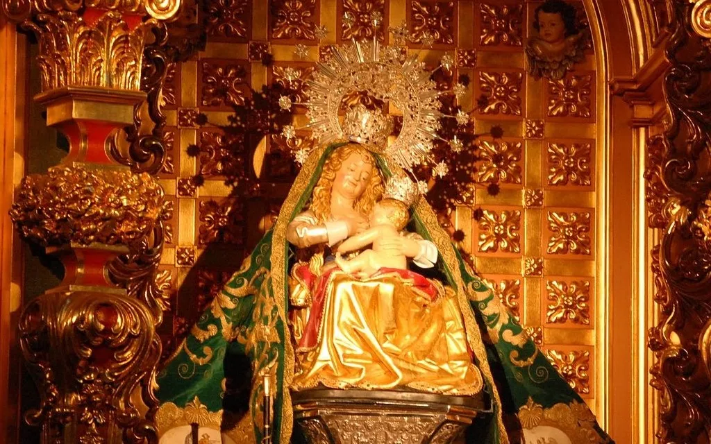 Roban las coronas de la Virgen María y el Niño Jesús de la Catedral de Plasencia (España) en Domingo de Ramos.?w=200&h=150