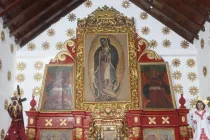 El retablo del altar principal de la Basílica Menor de Nuestra Señora de Guadalupe de El Carrizal, en el estado Falcón (Venezuela).