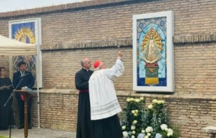 Entronización del mosaico de la Virgen de Luján Crédito: Vatican Media