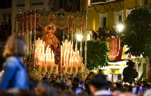 Palio de María Santísima del Rocío en las calles de Sevilla el Lunes Santo Crédito: Joaquín Carmona