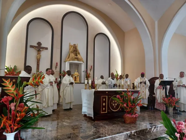 Misa de clausura en Guinea Ecuatorial. Crédito: Obra de la Iglesia