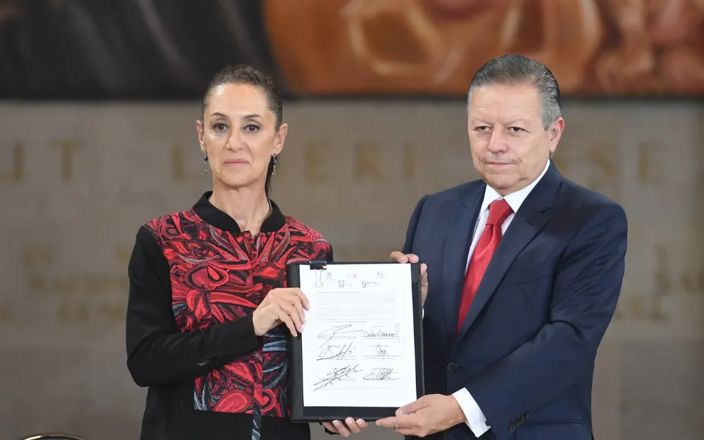 Arturo Zaldívar Y Claudia Sheinbaum firmando un convenio de colaboración en 2022.?w=200&h=150